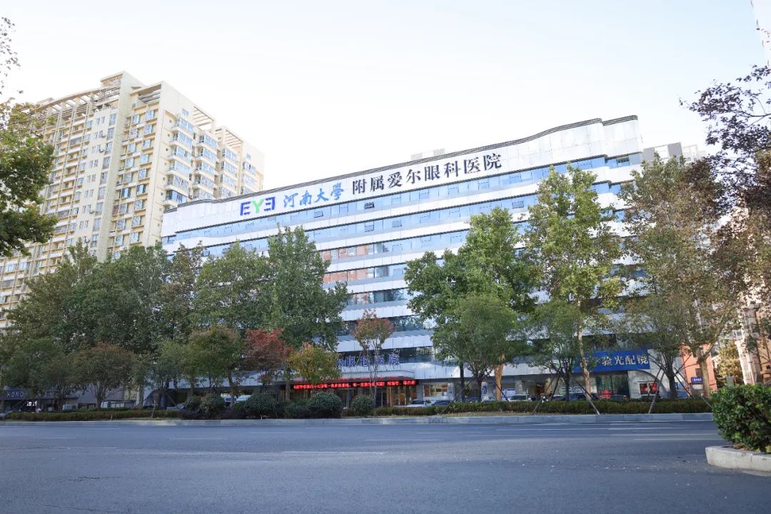 2025年海軍招飛新變化！鄭州愛爾眼科醫(yī)院游昌濤：做完近視手術(shù)也能參加選拔(圖10)